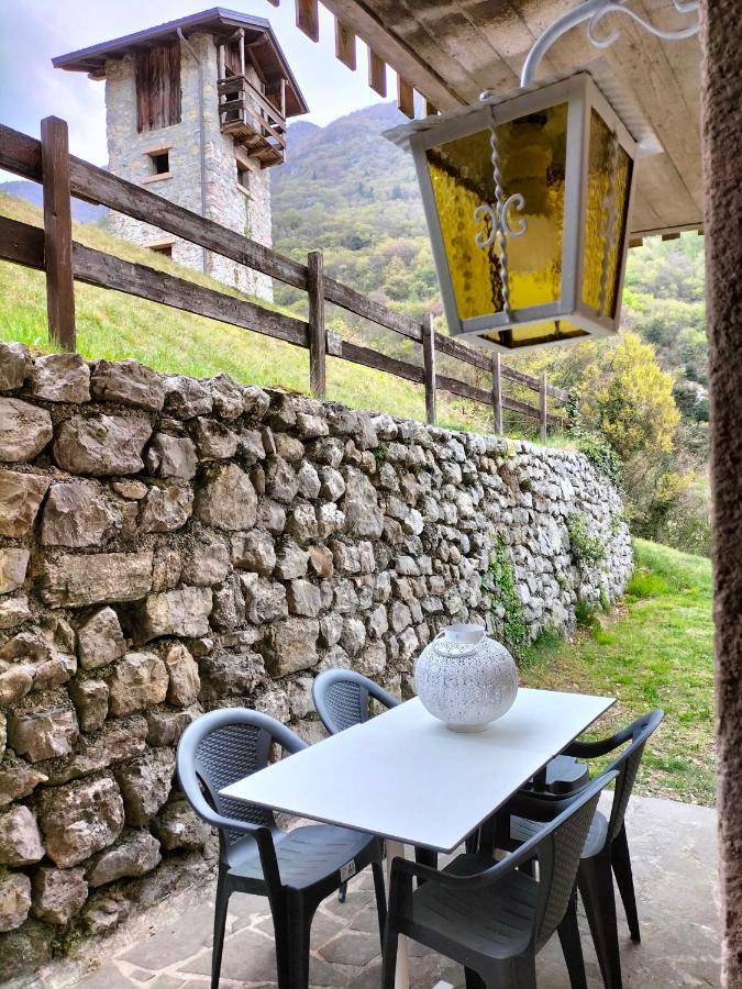 Rustica Sul Lago Tenno Primo Piano מראה חיצוני תמונה