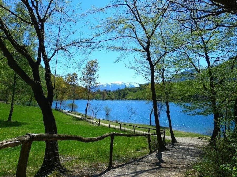 Rustica Sul Lago Tenno Primo Piano מראה חיצוני תמונה